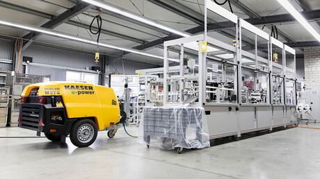 MOBILAIR M27E „Unimatic“ gamyboje.