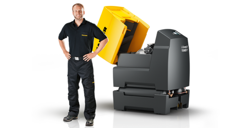 „i.Comp 9 Tower“ techninė priežiūra žaismingai paprasta dėl atverčiamo gaubto.